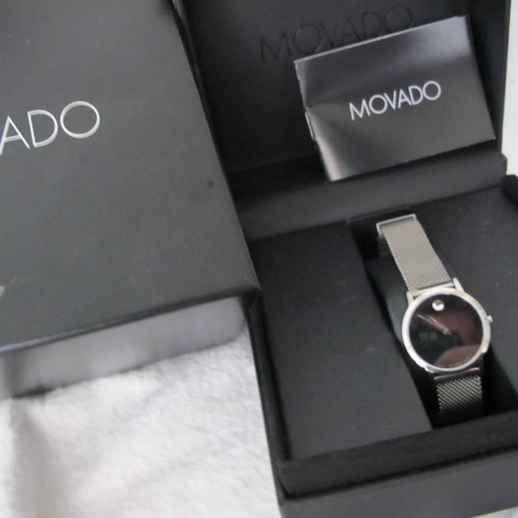 Women's Movado Museum Classic Watch - Picture 1 of 14